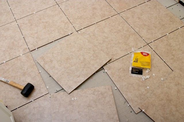 Tiling Holloway, N7